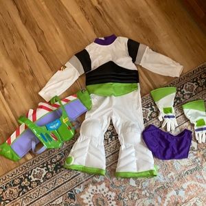 Toy Story Buzz Lightyear Disney Store size 3 costume